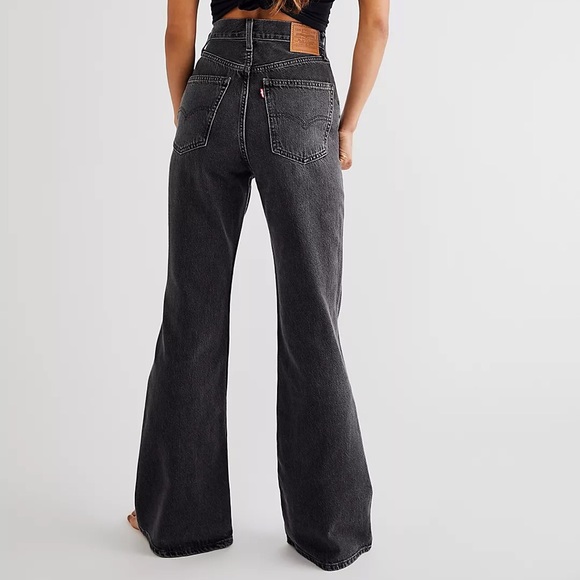 Levi's Denim - NWT LEVI’S 70'S HIGH RISE FLARE WOMEN'S JEANS